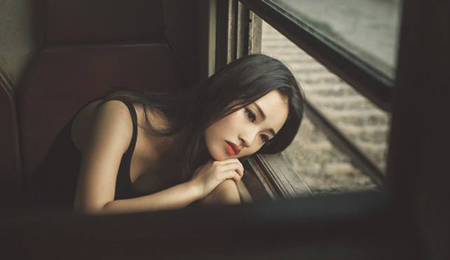 特別傷感讓人看了想哭的句子，最傷感的句子看了想哭